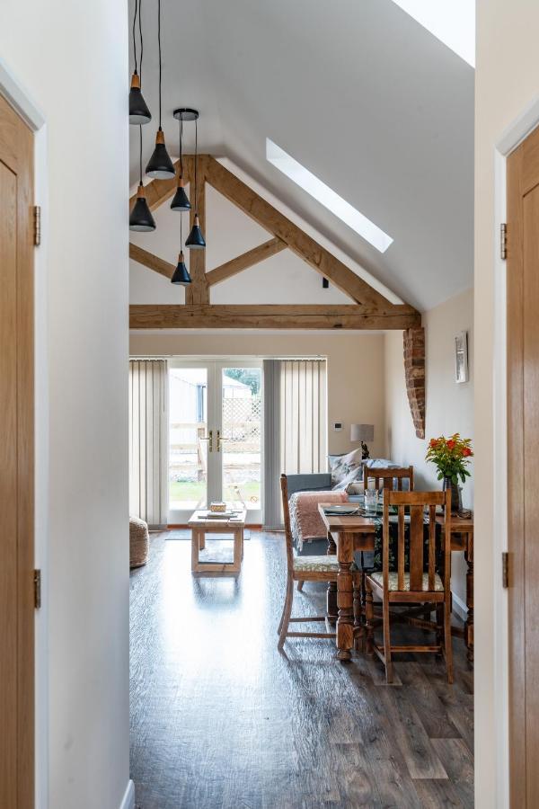 The Roost And The Nook Rural Barn Stays Quadring Экстерьер фото